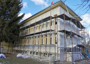 Започнаха ремонтните дейности в детските градини в Градница и Душево