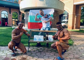 Злато, бронз и три медала по културизъм завоюваха Алекс Алексиев и Валентин Бенев