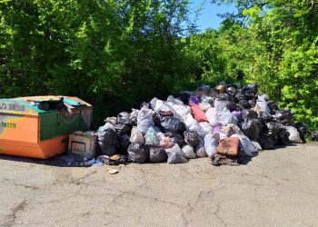 Доброволци почистиха 40-годишно нерегламентирано сметище в  Горно Селище