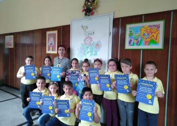 Първолачета от ОУ “Стефан Пешев” – с награди от конкурса за любим анимационен герой