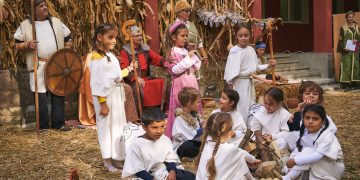 Малчуганите от ДГ “Радост” участваха в драматизация на “Горска билкова аптека”, представиха и обичая “Еньовден”