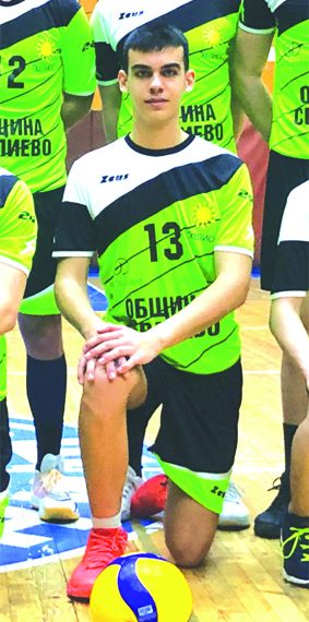 Волейболистите Велко Ботев и Георги Бъчваров – с повиквателни за  юношеския национален отбор