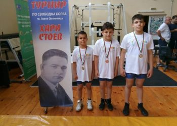Първо място за малкия борец Даниел Маринов от Горна Оряховица