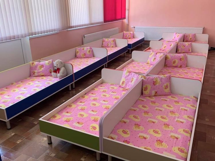 Основно ремонтирани и преоборудвани са детските градини в Душево и Градница