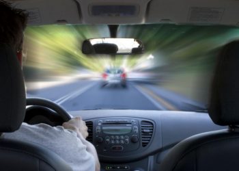 Пиян зад волана