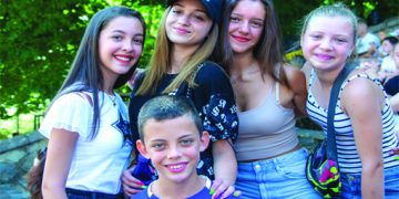 Награди и признание за „Upstream Voices“ от Националния конкурс ,,Петнадесет лалета“