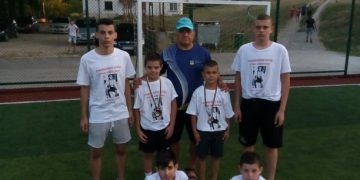 Малките ни борци с медали от турнира “Стефан Мирославов – Крушата”