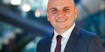 Евродепутатът Илхан Кючюк, съпрезидент на европейската политическа партия АЛДЕ – четвърта по големина политическа сила в Европейския парламент: “Имам безброй мили спомени в Севлиево и до ден днешен се връщам към тях”