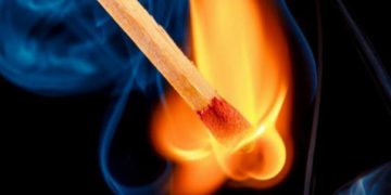 Палеж в с. Кормянско, трима осмокласници драснали клечка в училището