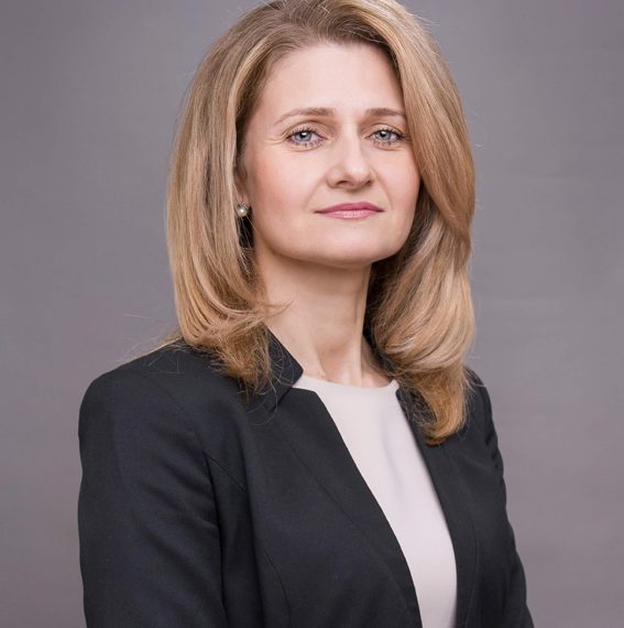 Невена Минева: Доказахме, че образованието е приоритет за ГЕРБ