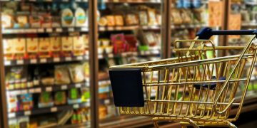 Глобяват голяма търговска верига в Севлиево за заблуждаваща информация