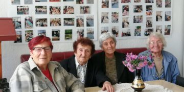 Честит Ден на възрастните хора