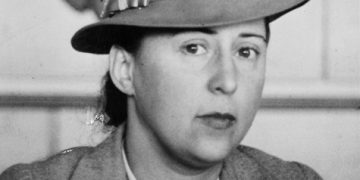 Фани Попова – финесът на едно момиче израснало между Севлиево и Торино и писателката създала творби, надскачащи хоризонтите на родната литература