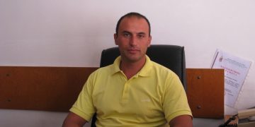 Михаил Ботев: “Родителското неглижиране има тежки последици, затова – обичайте и подкрепяйте децата си”