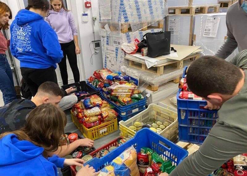 “Инициативата “Купи и Дари” направи Коледата на десетки хора по-хубава”