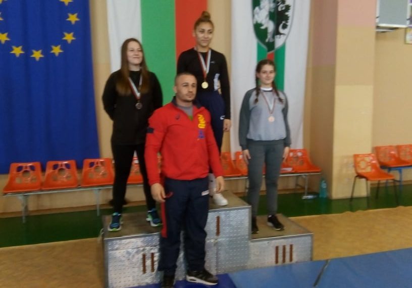 Сабрина Колева – трета в свободната борба за девойки