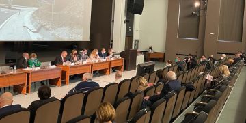 Проектите за обходите на  Севлиево, Дряново и Казанлък да се изпълняват заедно с този за тунела под Шипка