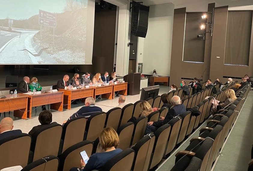 Проектите за обходите на  Севлиево, Дряново и Казанлък да се изпълняват заедно с този за тунела под Шипка