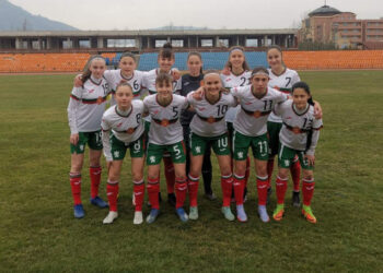 77 минути на Антония срещу Естония, националките паднаха