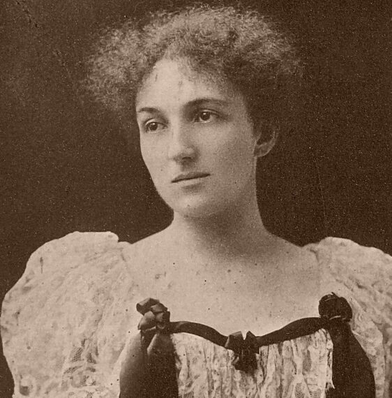 „Сто години любов“ – Мара Белчева – вдъхновена от любов