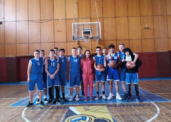 В баскетболния клуб стягат “Мама, татко и аз”