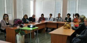Директори на детски градини и училища участваха в квалификация на тема “Директорът – ефективен мениджър”