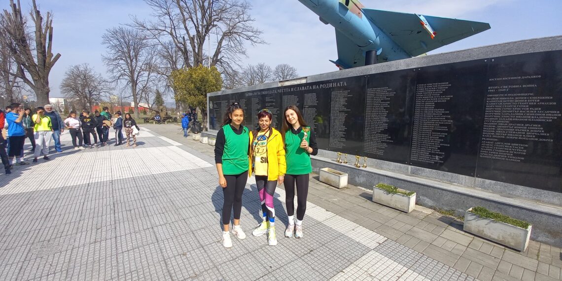 Лекоатлетическа щафета за празника на ПГ “Марин Попов”