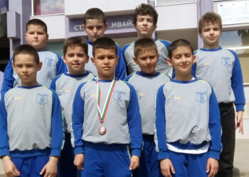 Малките “Данколовци” се изправиха срещу медалисти и републикански шампиони