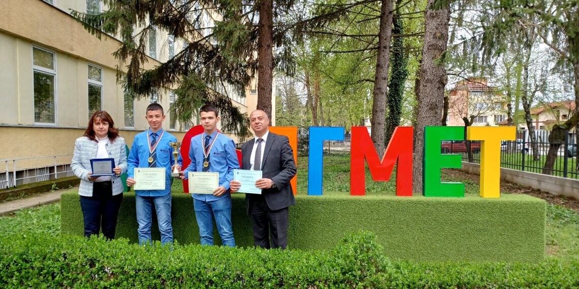 Най- добрите в Национално състезание по приложна електроника “Мога и зная как”