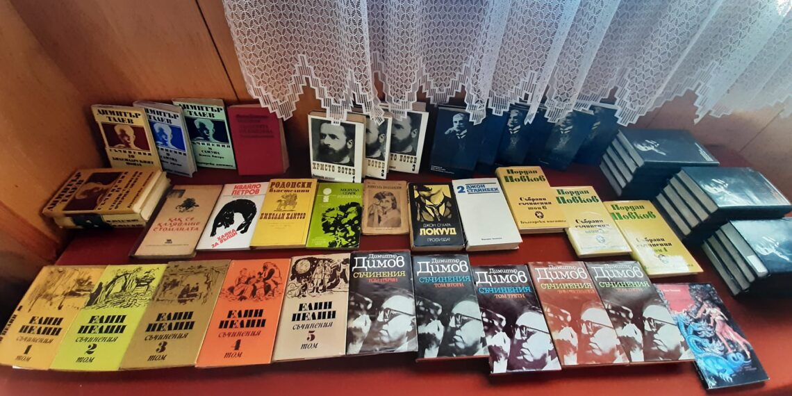 Библиотеката – място за книги, хора и духовност