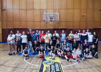 Баскетболен празник за деца и родители