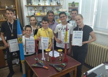 10 медала за ракетомоделистите ни от състезанието край Вълчи трън