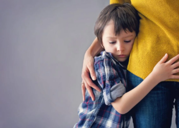 Клубът на родителя кани на среща-разговор “Срамежливото дете”