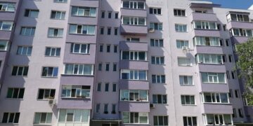 Прерязаха лентата на още три санирани блока