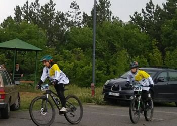 Малките ни колоездачи се превърнаха в герои