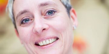 Ива Таралежкова: “Традицията да се сдружаваме за каузи е позабравена, дълго време сме били задължавани принудително да вършим много неща”