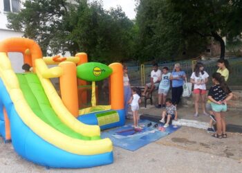 Общностният център направи по-забавно лятото на децата в Крамолин