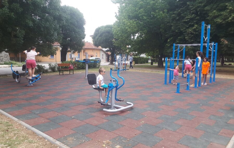 Община Севлиево изгради пет нови фитнеса на открито