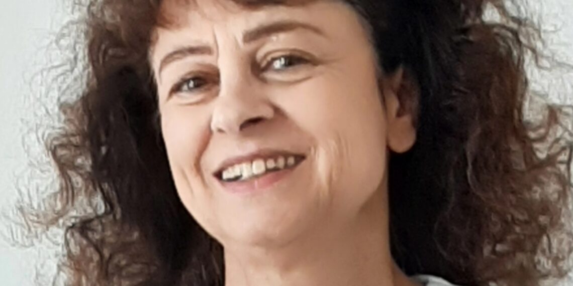 Специалната награда за есе получи Христина Борисова от националния конкурс в Хасково