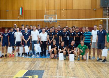 Изключително преживяване за децата на Севлиево беше срещата им с Радостин Стойчев и Матей Казийски