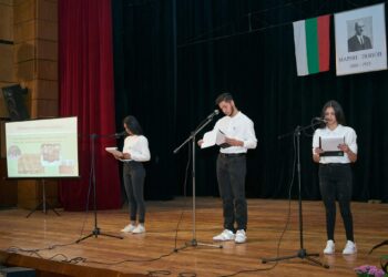 “Ръка за ръка” – Проект на ПГ “Марин Попов” гр. Севлиево, в. “Росица” и бизнeса в региона