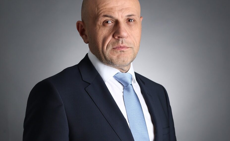 Пълна листа с доказани професионалисти, с водач Томислав Дончев регистрира ГЕРБ-Габрово за изборите на 2-ри октомври