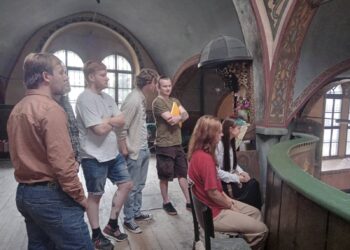 Английски студенти участваха в музикално ателие на тема “Православната музика – певчески практики и традиции”