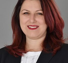 Кристина Сидорова  e новия областен управител на област Габрово