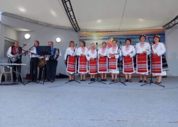 ФФ “Веселина” се завърна от фестивала “Фолклорни нюанси” с награди