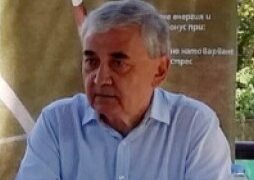 Явор Цаков: “Ако в началото на 90-те години си отдъхнахме от свалената примка на “Студената война”, сега връщането към нейния нов вариант изглежда заплашително”