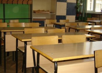 Заради високата цена на газа, кметове предупреждават за дървена ваканция. Как ще бъде в Севлиево?