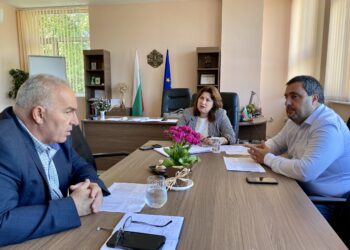 Училищата от областта – в готовност да преминат към онлайн обучение