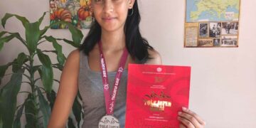 Мерал Салиева със сребърен медал от Х-то издание на МФФ “Фолклорен извор” в с. Царевец