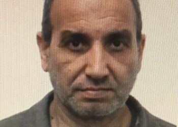 Криминалисти издирват опасен измамник, видян последно в Павликени